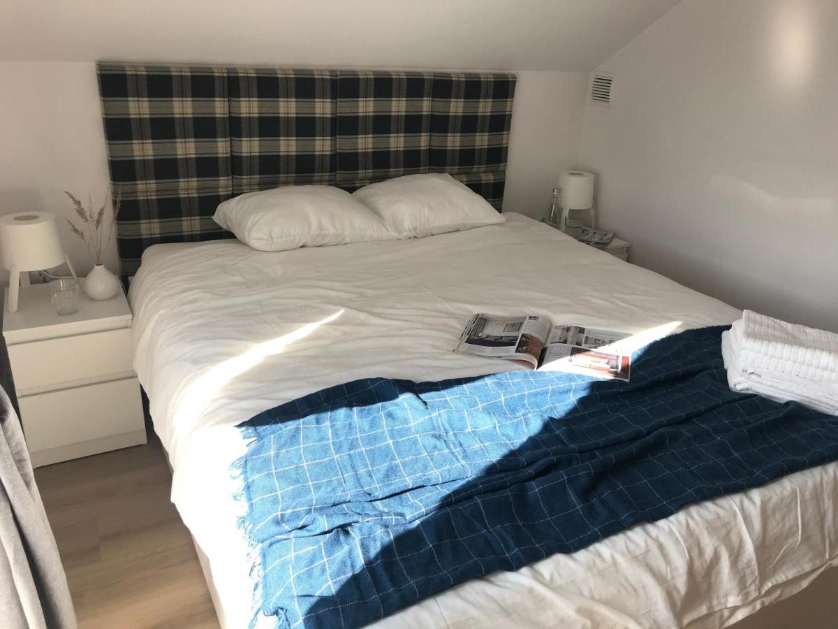 Apartamenty Zastava Wloszczowa ภายนอก รูปภาพ